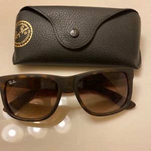 RayBan Wayfarer sunglasses
